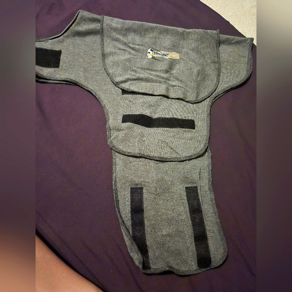 Large Thunder Shirt & Thunder Spray - Picture 4 of 8